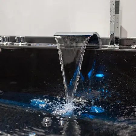 Contemporaneamente 147 - Modern & Comfort 4*