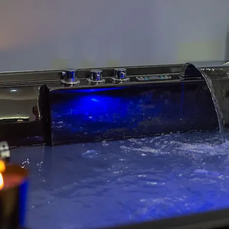 Contemporaneamente 147 - Modern & Comfort Барі