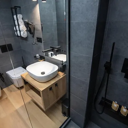 Contemporaneamente 147 - Modern & Comfort Bari