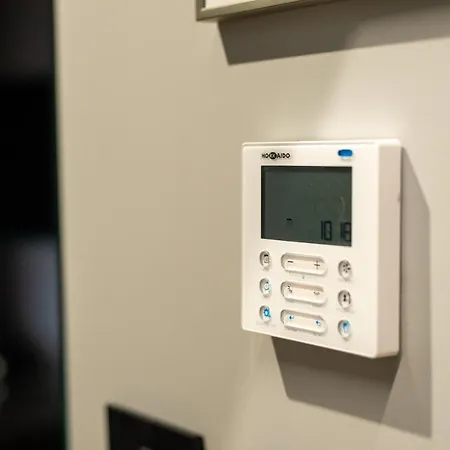 Contemporaneamente 147 - Modern & Comfort Μπάρι