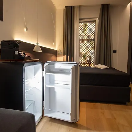 Contemporaneamente 147 - Modern & Comfort Pensionat Bari