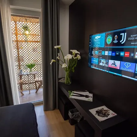 Contemporaneamente 147 - Modern & Comfort 4* Bari