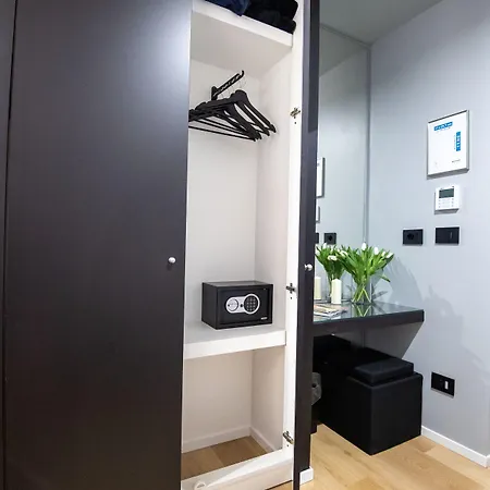 Contemporaneamente 147 - Modern & Comfort Pensionat 4*