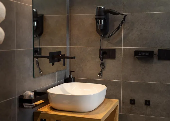 Contemporaneamente 147 - Modern & Comfort Bari