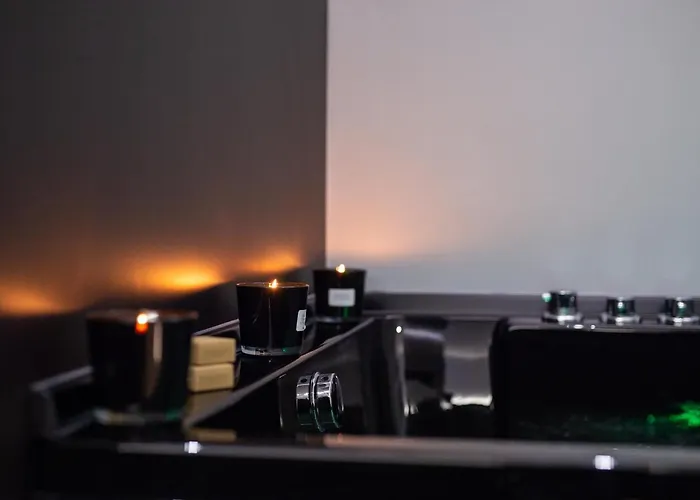 Contemporaneamente 147 - Modern & Comfort 4* Bari