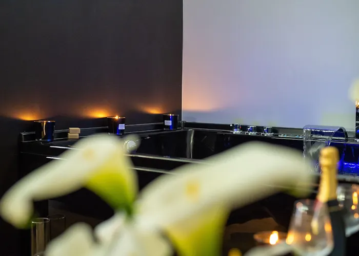 Contemporaneamente 147 - Modern & Comfort 4*